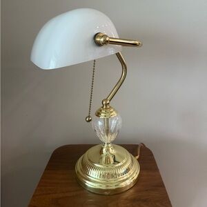 Vintage Bankers Desk Table Lamp Lawyer Detective Brass Glass White light